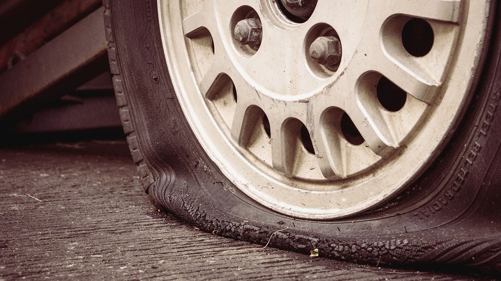 Joskus pilkka osuu omaan niskaan – tai puukko reiteen.