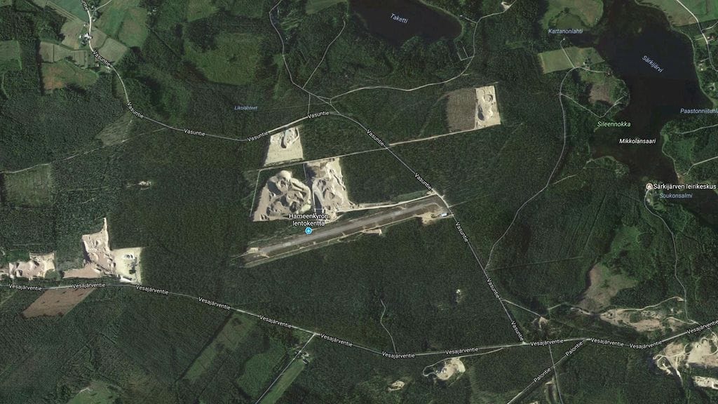 Hämeenkyrön lentokenttä.