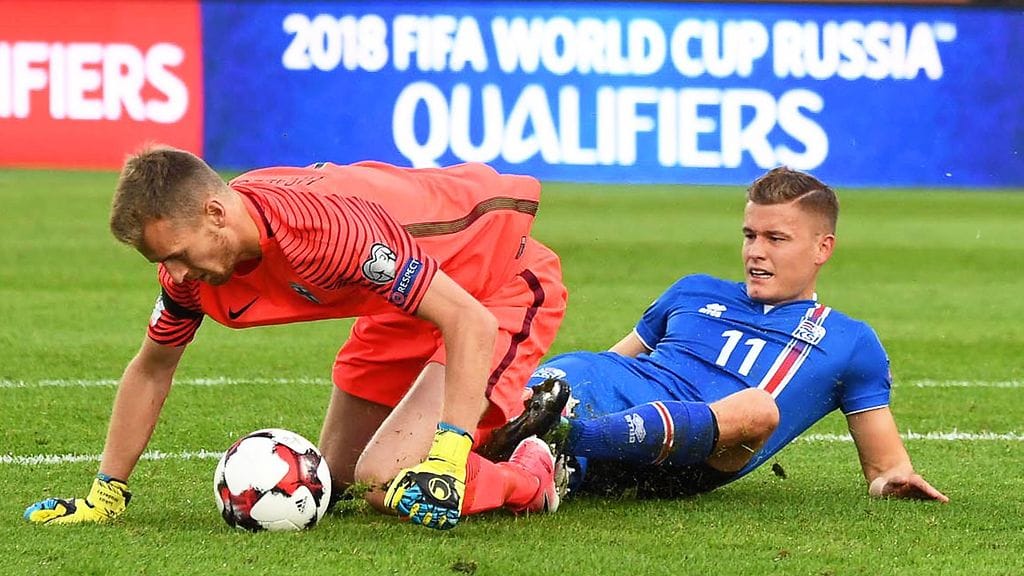 Lukas Hradecky piti maalinsa puhtaana.