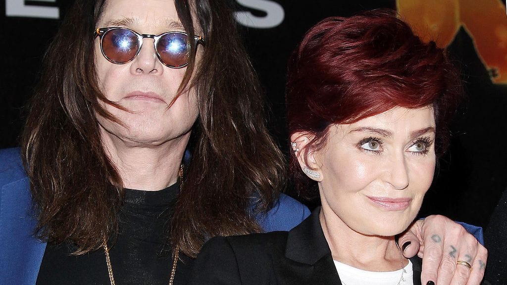 Sharon Osbourne kertoo Instagramissa toipuvansa koronaviruksesta kaukana riskiryhmään kuuluvasta aviomiehestään Ozzy Osbournesta.