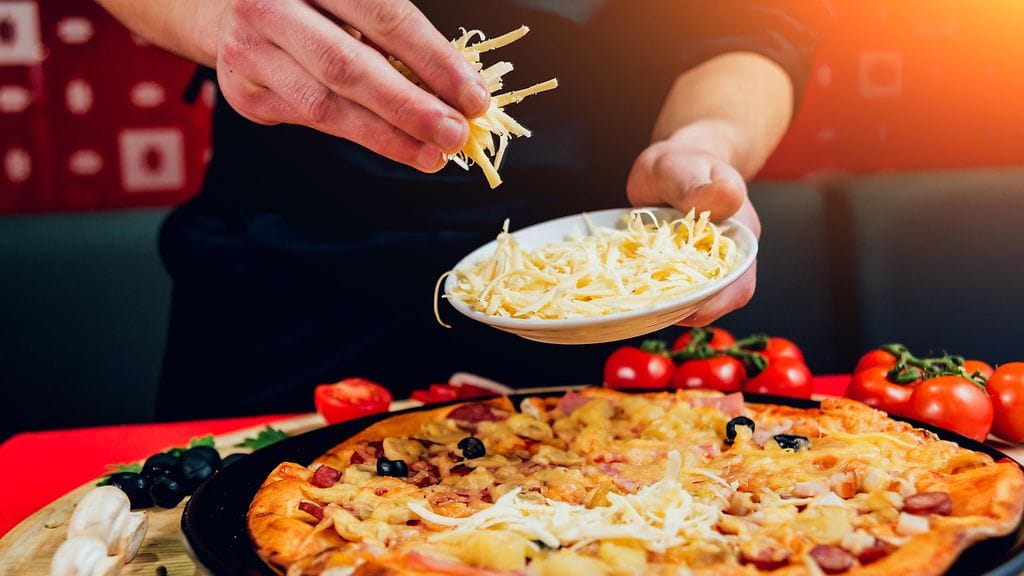 pizza juustoraaste