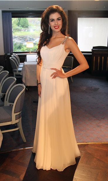 Miss Suomi 2017 -finalistit Adriana Gerxhalija 7.9.2017 Kalastajatorppa 2