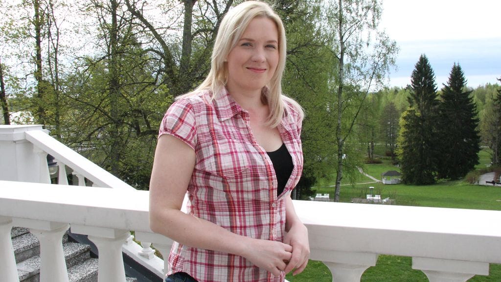 Sonkajärvellä hevostilaa pyörittävä Sanna tapasi kuusi sulhasehdokasta Haikon kartanossa Porvoossa. – Jännä tilannehan se oli.