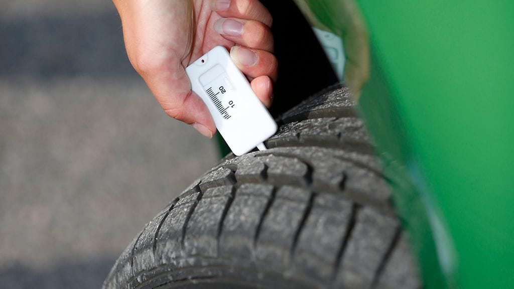 autoliitto renkaat urasyvyys