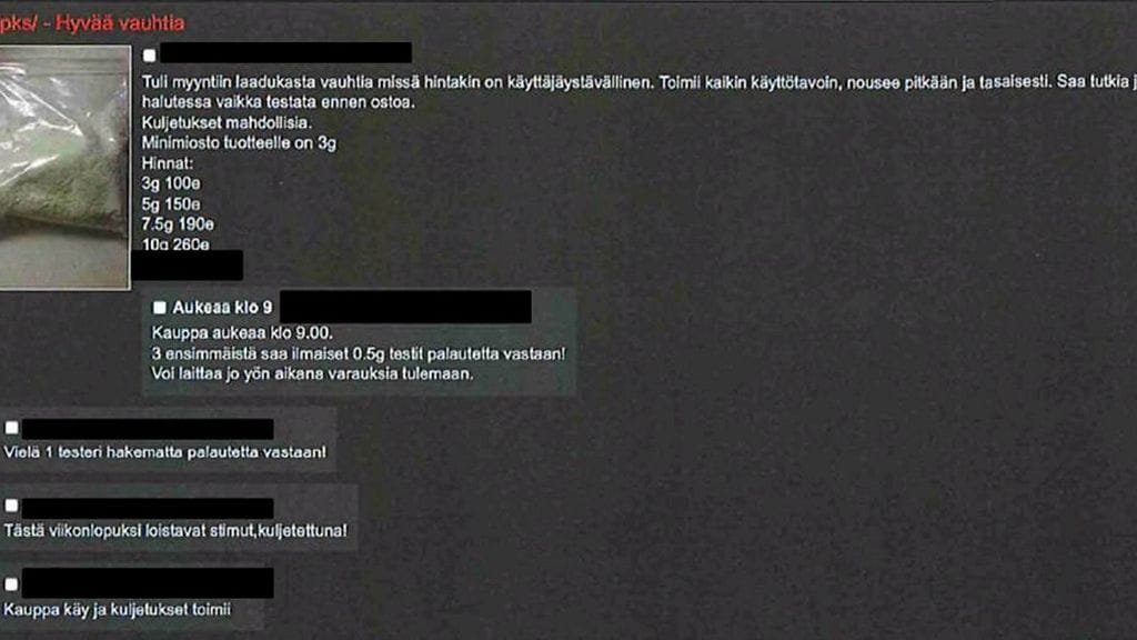 Poliisin kuvaa myynti-ilmoituksista.