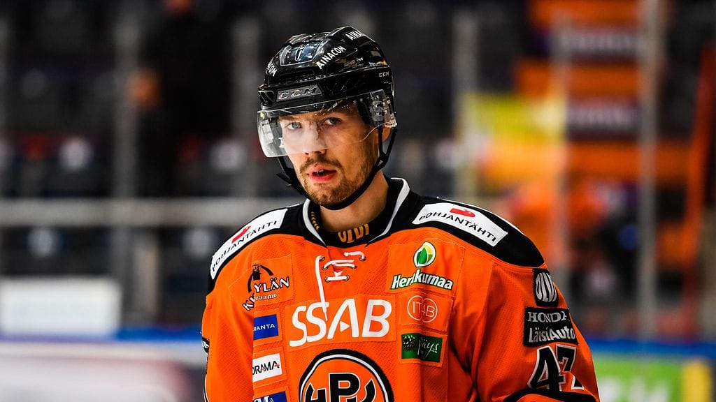 Janne Lahti teki HPK:n kauden avausmaalin.