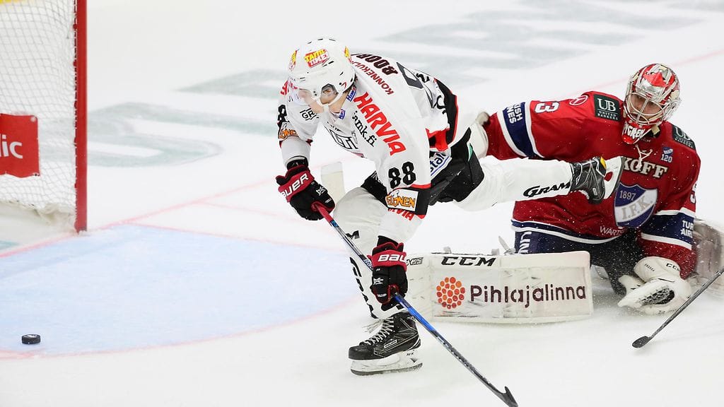 JYP raapi kaksi pistettä Helsingistä.