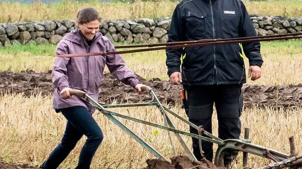 prinsessa Victoria kyntää 4