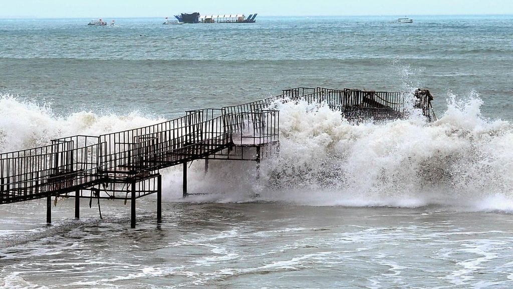 Taifuuni lähestymässä Kiinaa vuoden 2012 heinäkuussa.