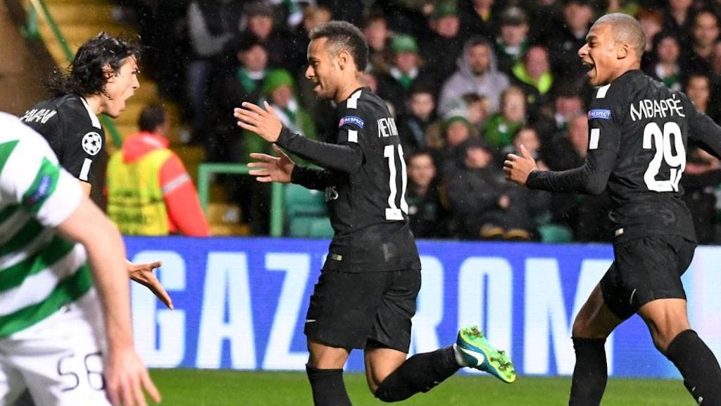 Edinson Cavani (vas.), Neymar ja Kylian Mbappe osuivat kaikki kertaalleen avausjaksolla.