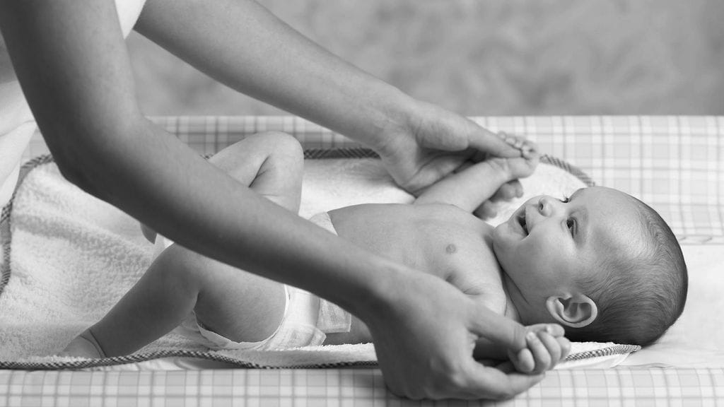 äiti, lapsi, vaippa