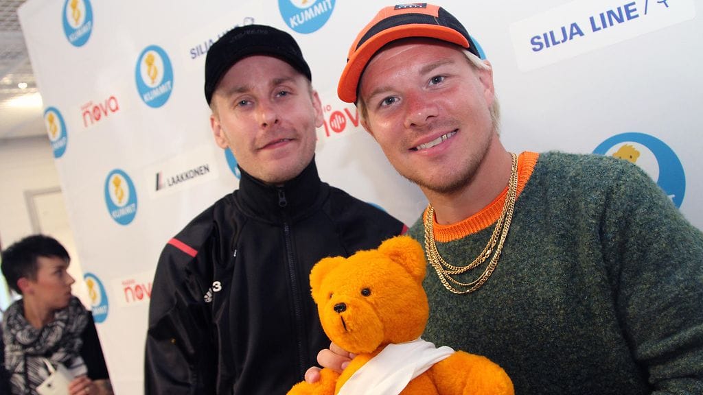 Jare Brand ja Ville Galle Elämä lapselle -konsertin pressitilaisuudessa Espoon Metro-areenalla 13. syyskuuta 2017.