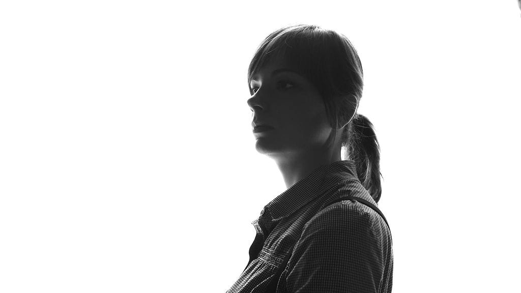 MS-taudissa tapahtuu muutoksia keskushermostossa. Kuvituskuva.