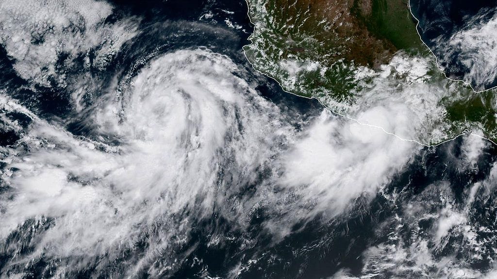 Meksikon kansallisen hurrikaanikeskuksen mukaan ensimmäisen asteen hurrikaanin tuulet puhaltavat noin 36 metriä sekunnissa.