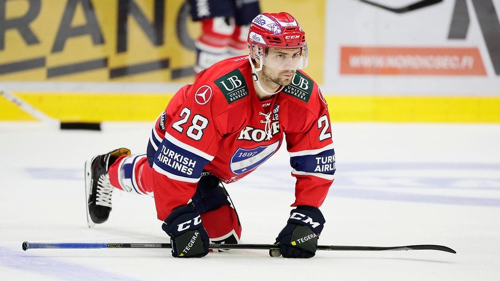 Jerry Ahtola loukkasi itseään ikävännäköisesti.