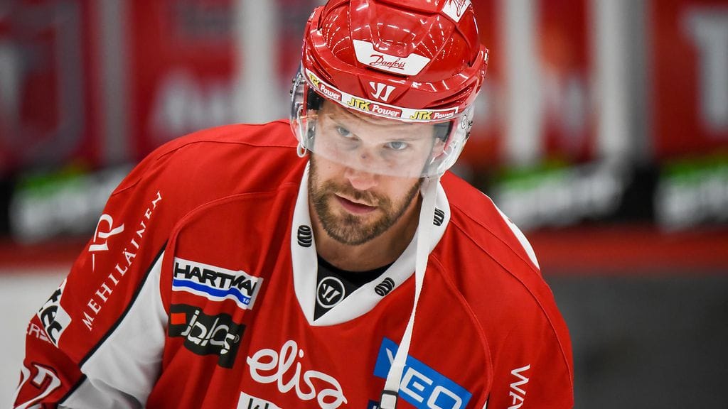 Markus Kankaanperä on SM-liigan kaikkien aikojen jäähytilaston piikkipaikalla.