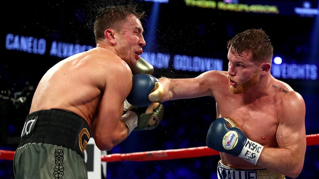 Canelo Alvarezin (oik.) taidonnäyte –
kärsijän osassa Gennady Golovkin.