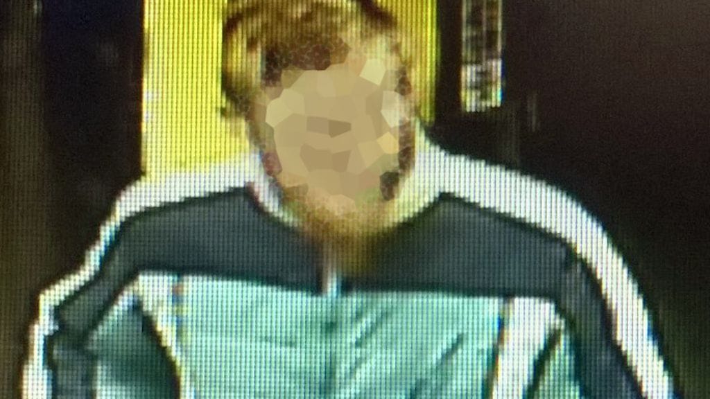 Itä-Suomen poliisin julkaisema kuva Mikkelin ryöstäjästä.