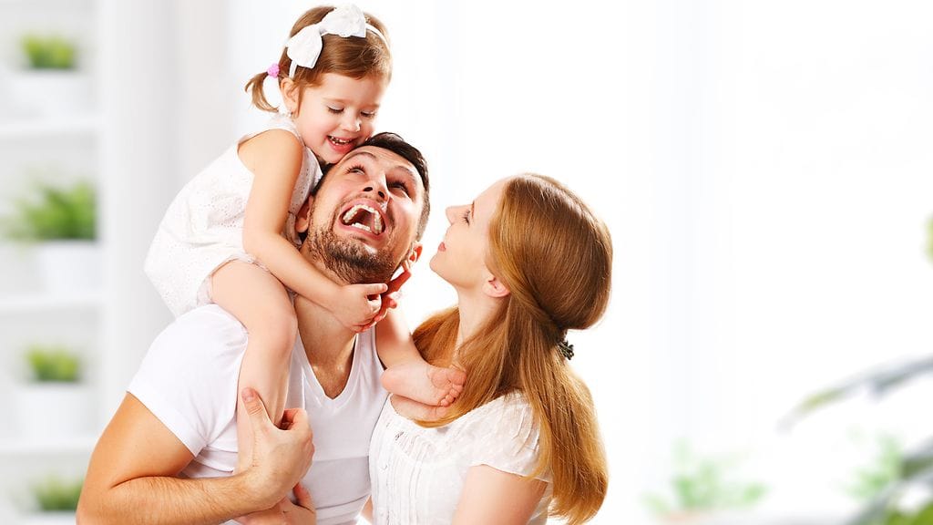 Lapsuuden kotiolot vaikuttavat aikuisuuteen asti. Kuvituskuva.