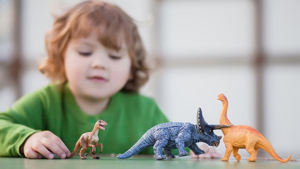 Tuntemattoman miehen ansiosta pikkupoika sai kaikki haluamansa lelut.