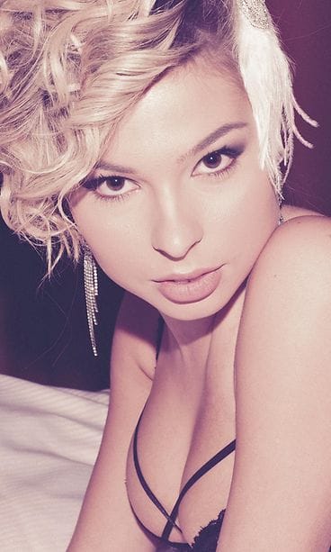 Miss Suomi 2017 Essi Unkuri 2 alusvaatteet