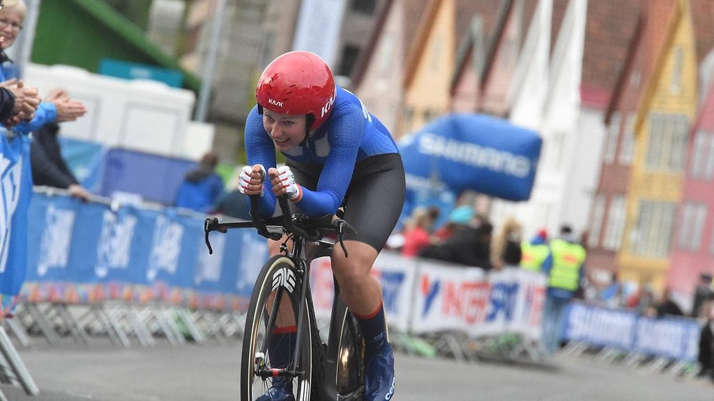 Lotta Lepistö aika-ajossa.