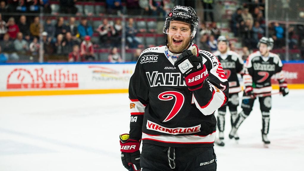 Mikko Kaltevalla oli juhlaa kerrakseen, kun hän pääsi juhlapelissään tuulettamaan niin voittoa kuin maaliakin.