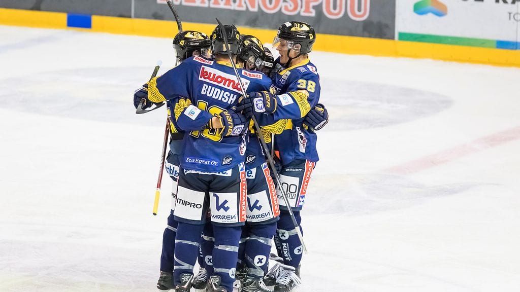 Jukurit pääsi juhlimaan kauden avausvoittoaan.