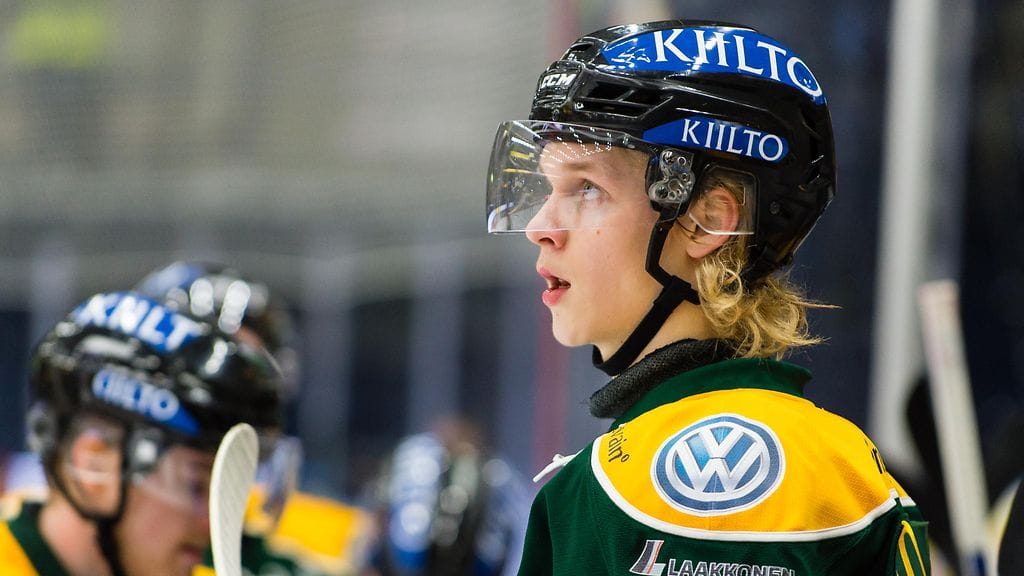 Joona Ikonen iski SM-liigauransa avausosuman.