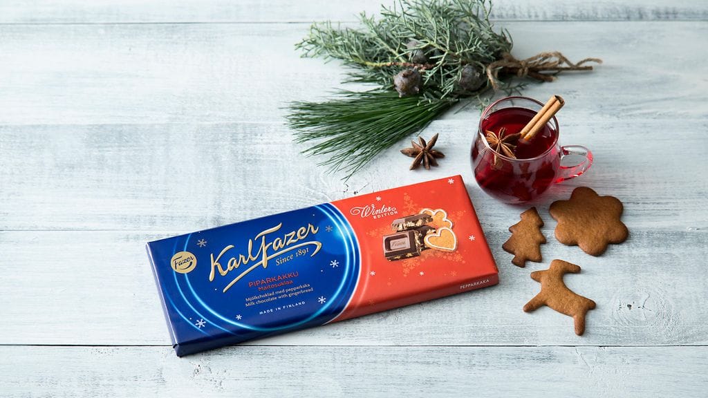 Fazerin piparkakkusuklaa tekee paluun uudistetussa pakkauksessa.