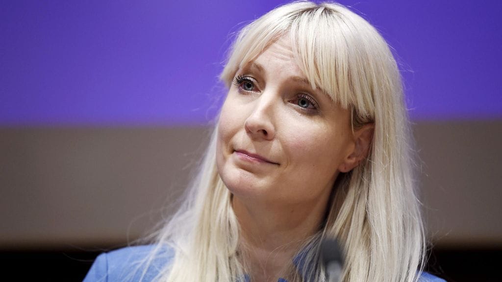 Perussuomalaisten presidenttiehdokas Laura Huhtasaari on sitä mieltä, että kaikilla ihmisillä on oikeus sanavapauteen.