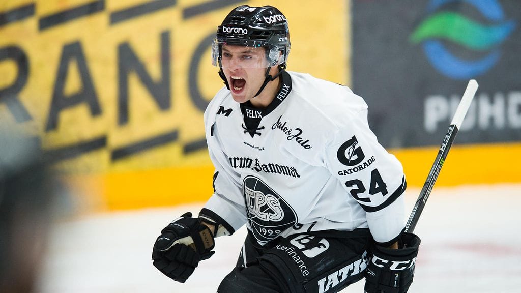 Erik Nyström oli kärkiottelun sankari.