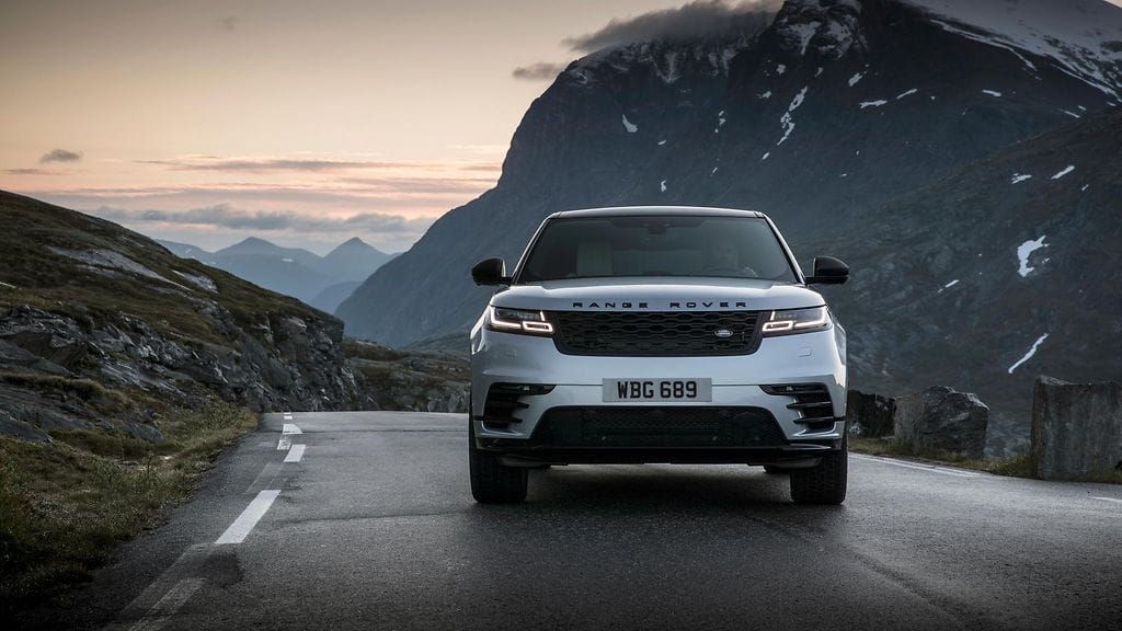 Range Rover Velar.
