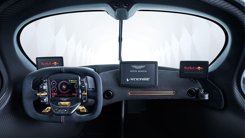 aston martin valkyrie (1)