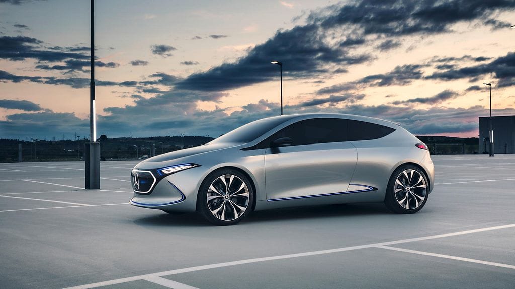 Mercedes-Benzin Concept EQA -sähköauto.