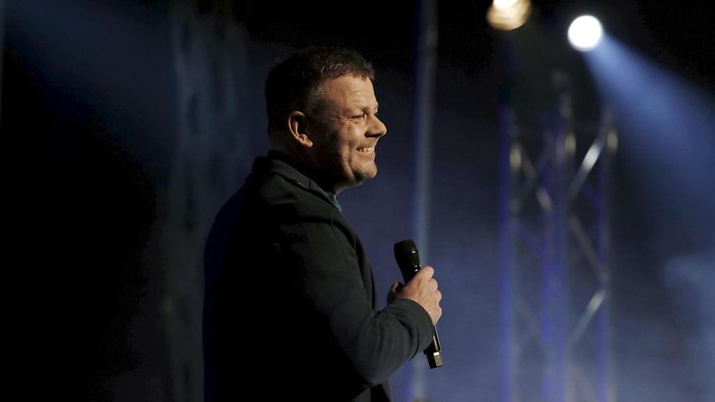 Jari Sillanpää esiintymässä Oulussa 29. syyskuuta 2017.