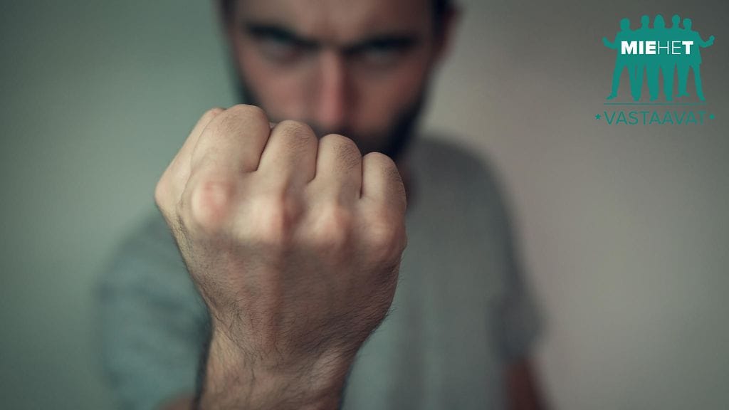 Juttusarjassa miehet vastaavat joka viikko lukijoiden kysymyksiin.