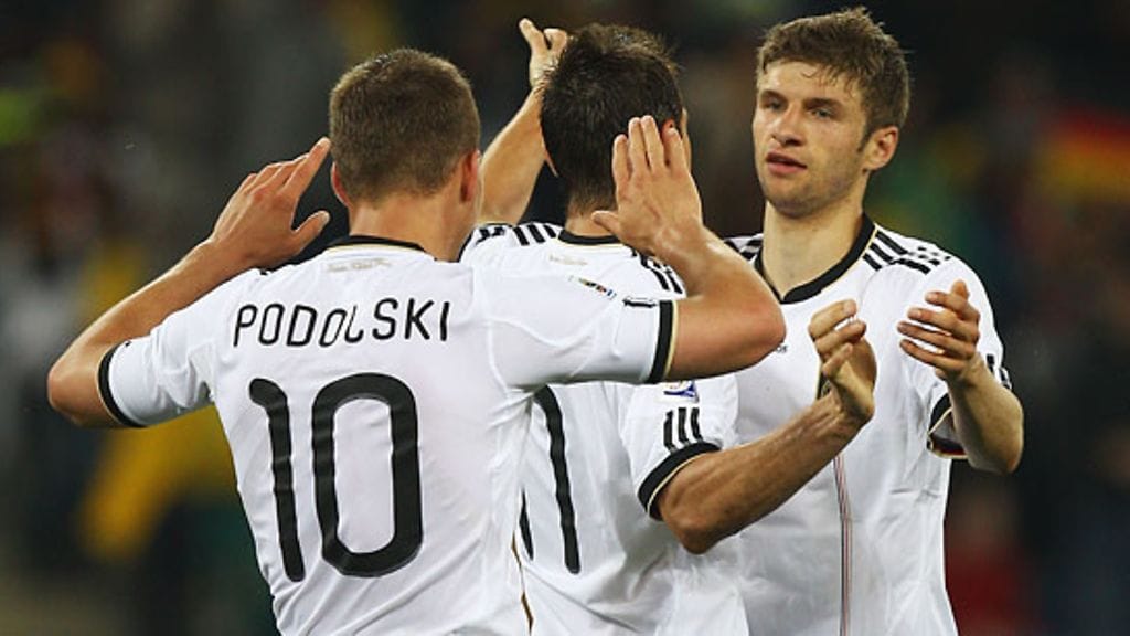 Lukas Podolski, Miroslav Klose ja Thomas Müller, kuva: Quinn Rooney - FIFA/FIFA via Getty Images