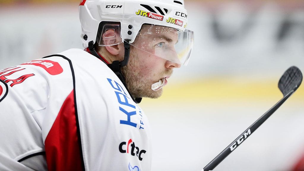 Lassi Kokkala Sportin paidassa viime kaudella.