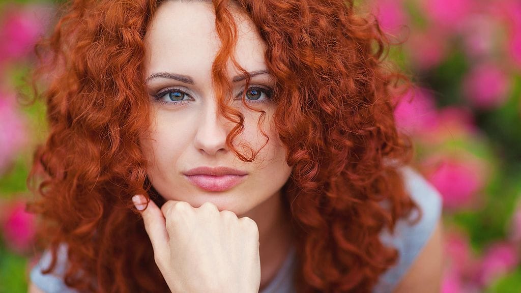 Tutkimusten mukaan punatukkaisilla on aivan poikkeuksellisia ominaisuuksia.