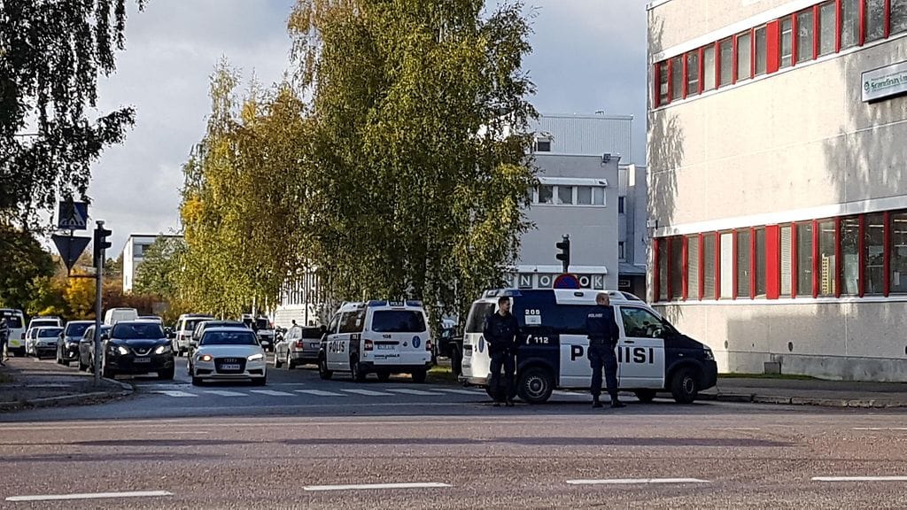 Joukkotappelu Kontulassa