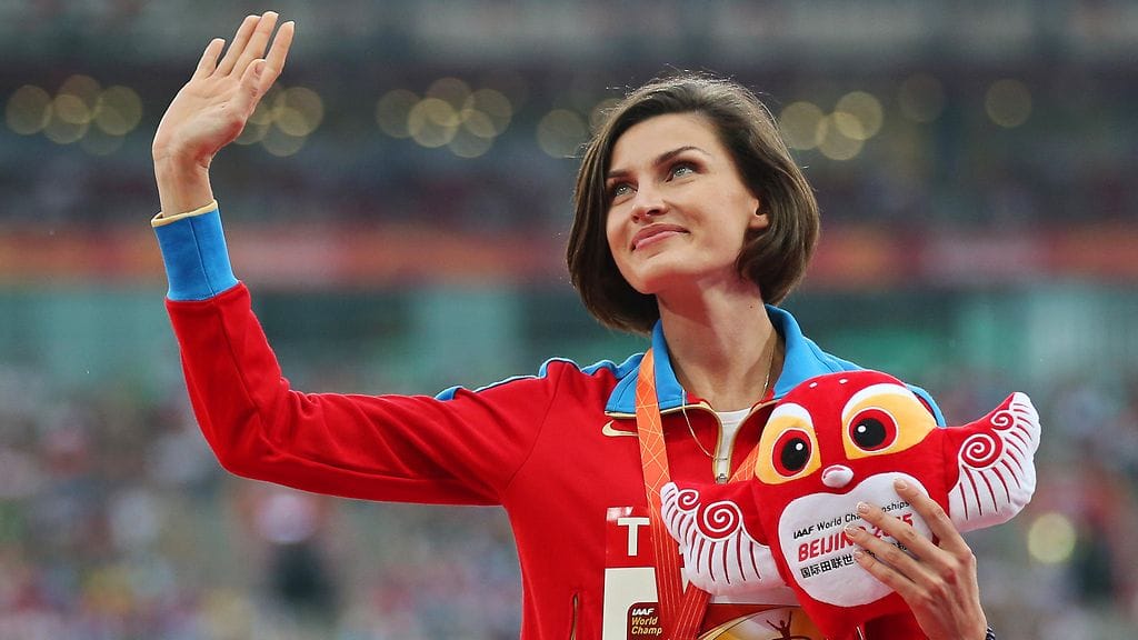 Anna Tshitsherova on vuoden 2008 jälkeen juhlinut muun muassa olympiavoittoa Lontoossa ja MM-kultaa Daegussa. Kuvassa hän on pokkaamassa pronssimitalia MM-Pekingissä 2015.