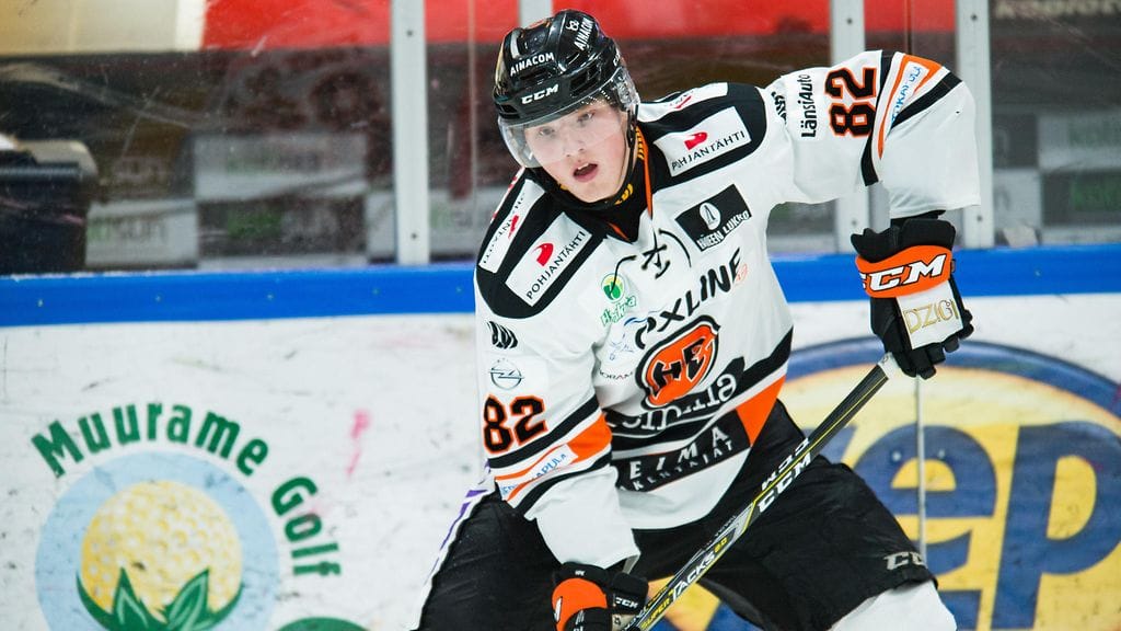 Eetu Tuulola avasi maalihanansa rytinällä.