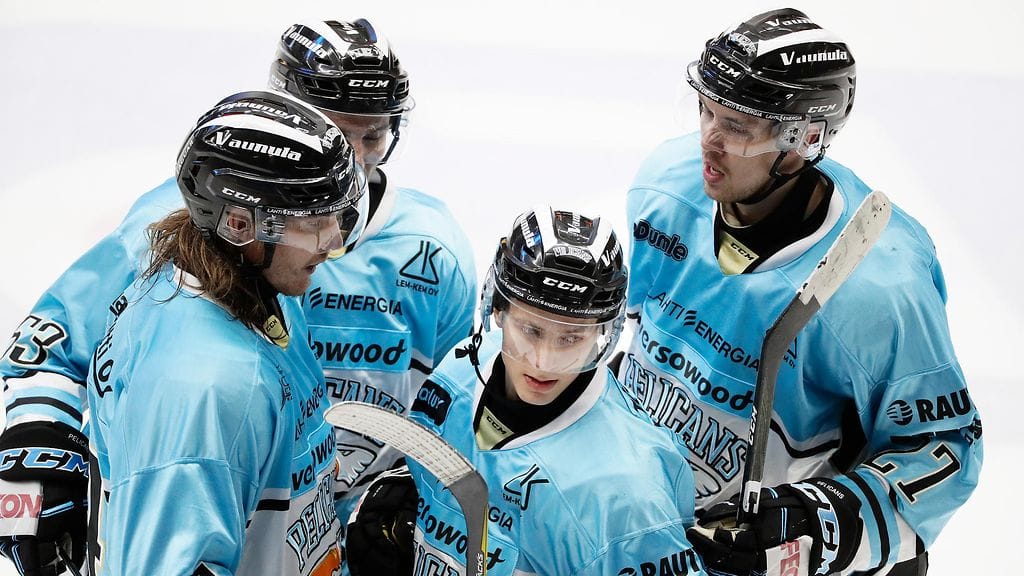 Pelicans kukisti Tapparan perjantain kierroksella.