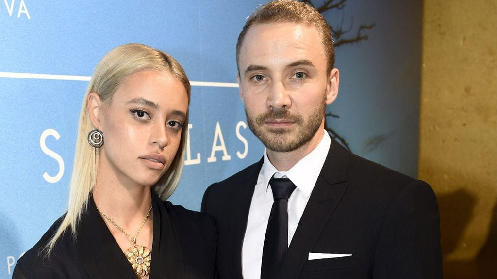 Brittnie Jones ja Samuli Vauramo ovat pitäneet seurustelussaan matalaa profiilia. Pari kihlautui viime keväänä.