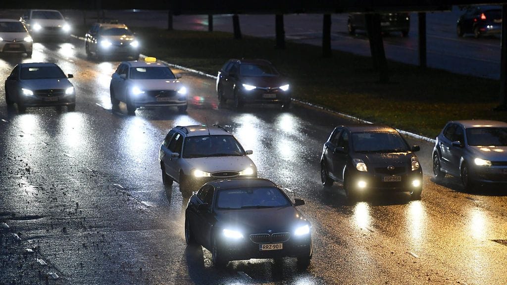 Kuvituskuva. Kuvan autot eivät liity juttuun.