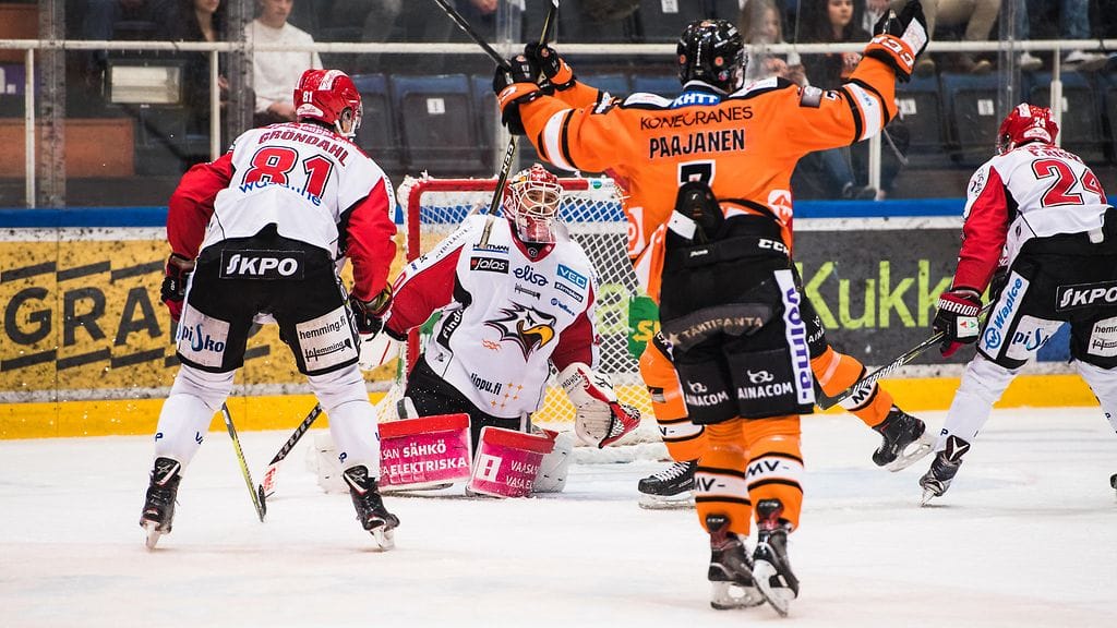 Otto Paajanen pääsi maalin makuun.