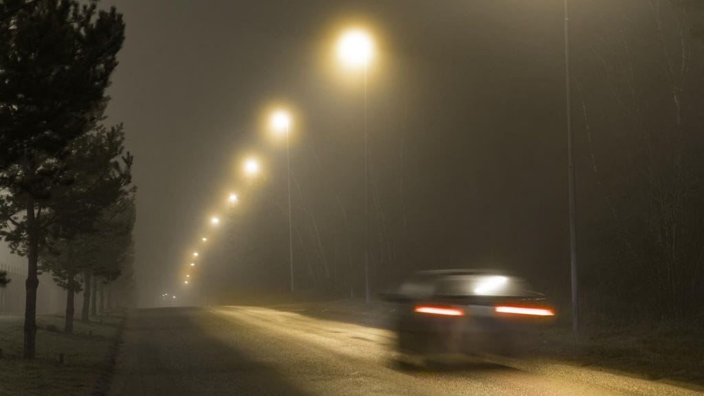 pimeällä ajo, kaihi