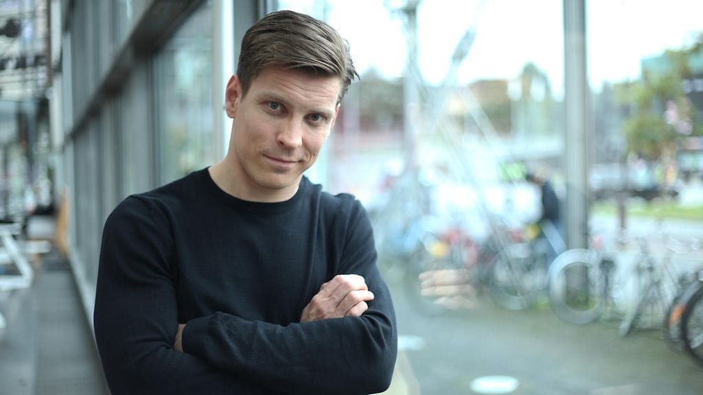 Antti-Holma on tuttu kasvo muun muassa Putous-ohjelmasta.