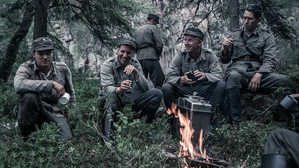 Tuntematon sotilas 2017 -elokuvan miesnäyttelijät Akseli Kouki, Aku Hirviniemi, Eero Aho ja Jussi Vatanen ovat allekirjoittaneet Helsingin Sanomissa julkaistun julkilausuman.